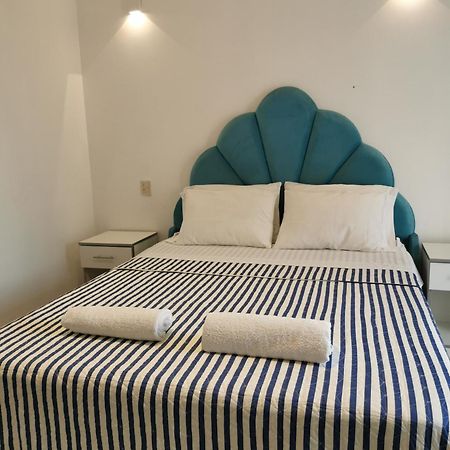Aquamarine Paracas Beach Hostal ภายนอก รูปภาพ